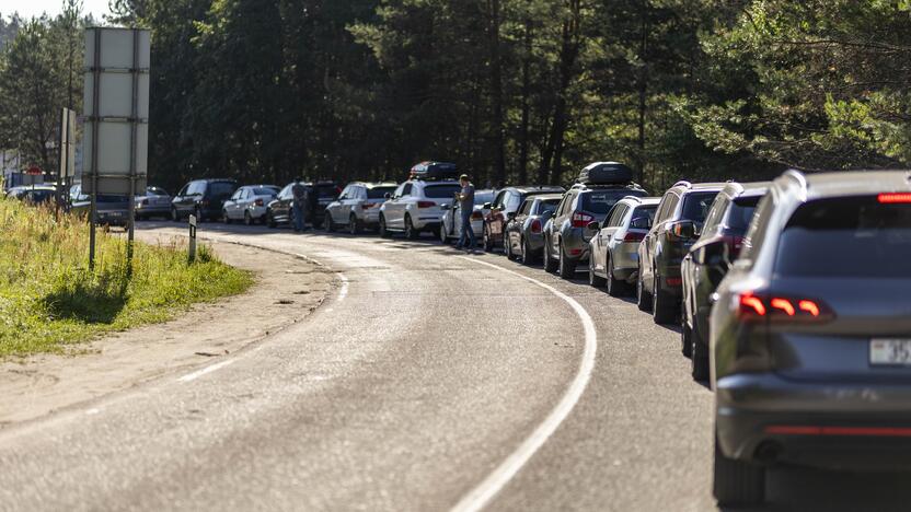 Eilės į Baltarusiją per Šumską