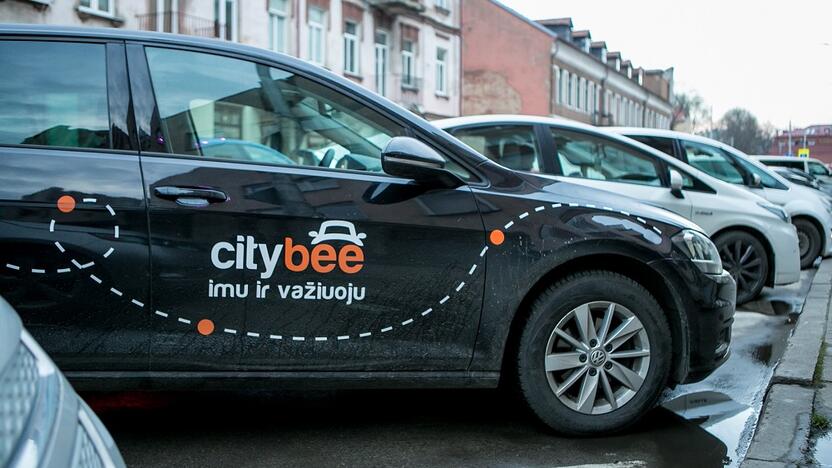 Įspės: „CityBee“ klientai žinučių taip pat sulauks, jei po kelionės netyčia pasiims transporto priemonės raktelius.