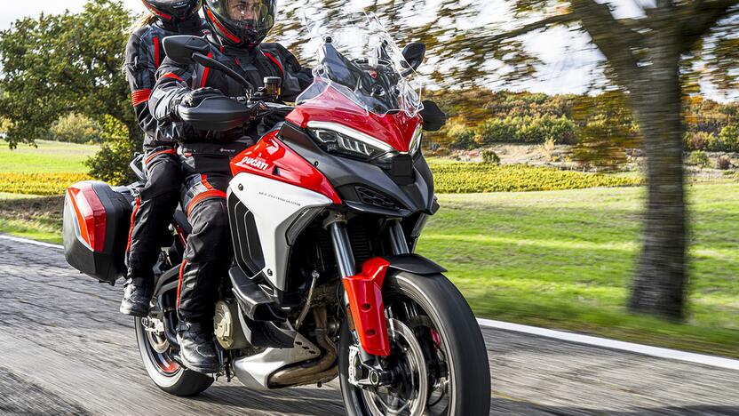 Ypatingasis: "Ducati Multistrada V4S" – 2021-ųjų Europos metų motociklą – jau galima įsigyti ir Lietuvoje.