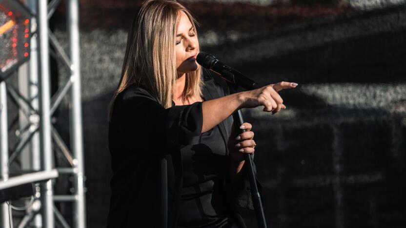 Pažaislio liepų alėjos vakarai | Inga Jankauskaitė ir pianistas Tomas Dičiūnas