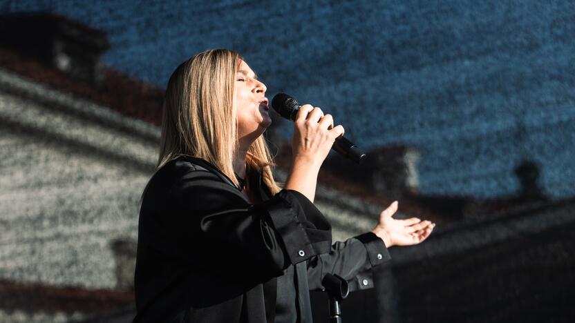 Pažaislio liepų alėjos vakarai | Inga Jankauskaitė ir pianistas Tomas Dičiūnas