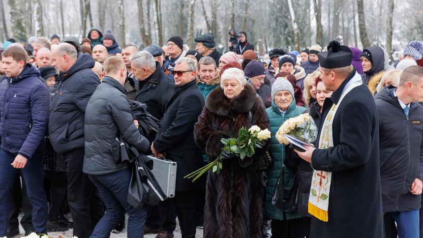 V. Katunskytės laidotuvės