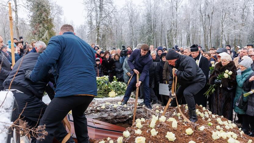 V. Katunskytės laidotuvės