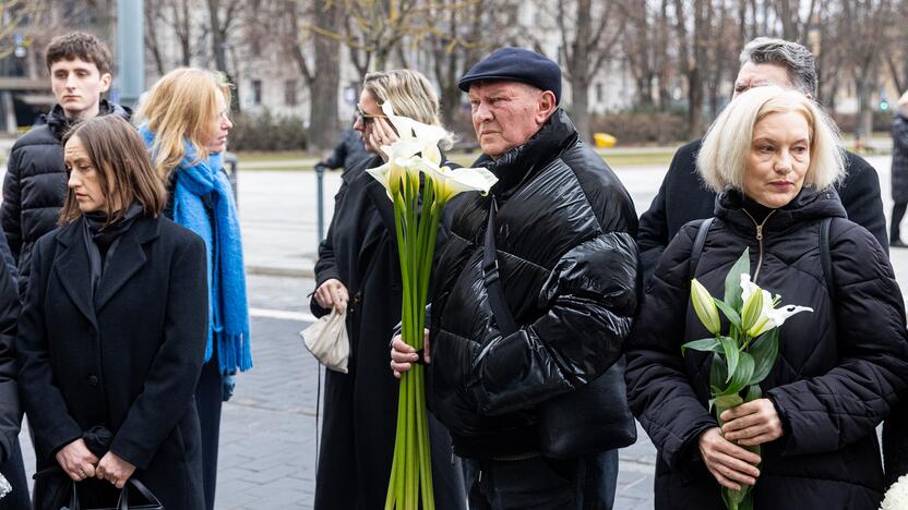 Atsisveikinimas su režisieriumi R. Tuminu