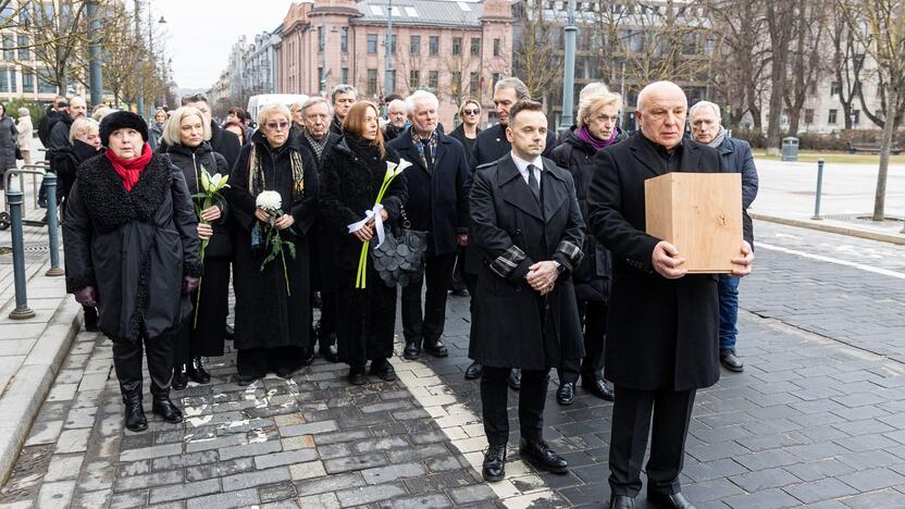 Atsisveikinimas su režisieriumi R. Tuminu