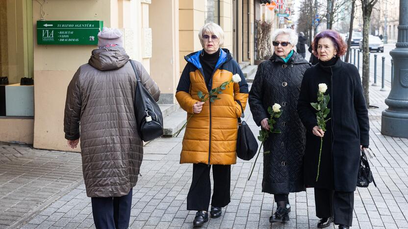 Atsisveikinimas su režisieriumi R. Tuminu