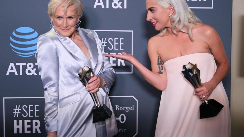 Glenn Close (kairėje) ir Lady Gaga