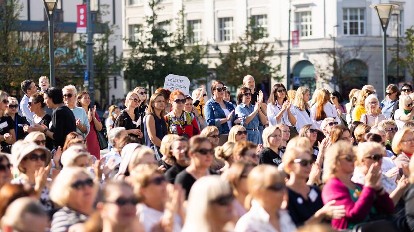 Prie Vyriausybės prasideda mokytojų streikas