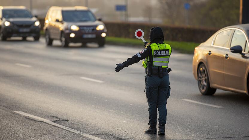 Patikros: pareigūnai trumpus reidus surengia netikėtai ir vienoje vietoje užtrunka neilgai.