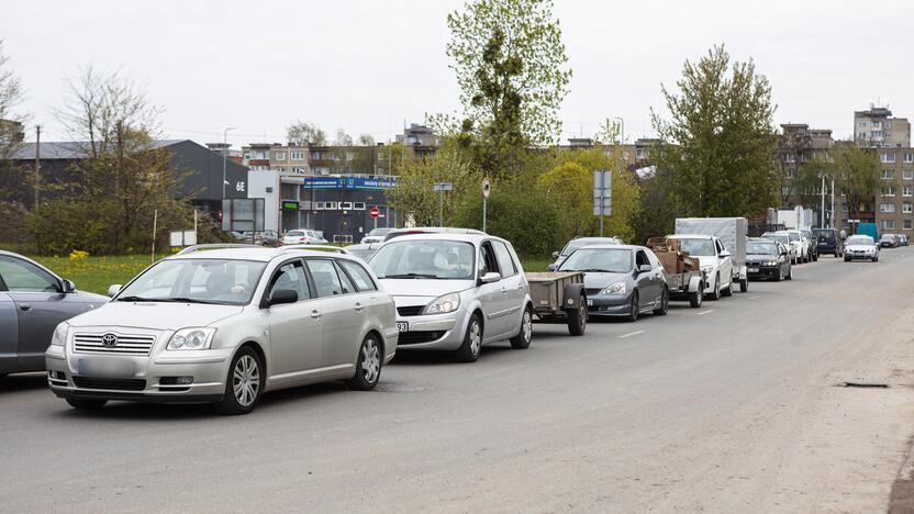 Su šiluma plūsteli ir stambios atliekos