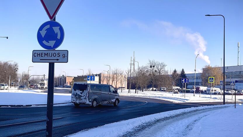 Kaune dingusios mergaitės paieškos ir vietovės