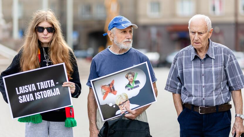 Protestas dėl Lietuvos gyventojų genocido ir rezistencijos tyrimų centro reformos