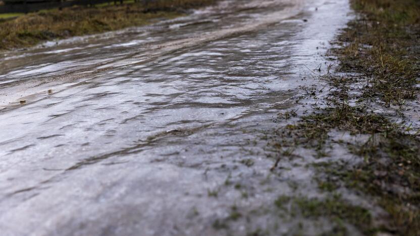 Dėl plikledžio Vilniuje padvigubėjo traumas patyrusių pacientų