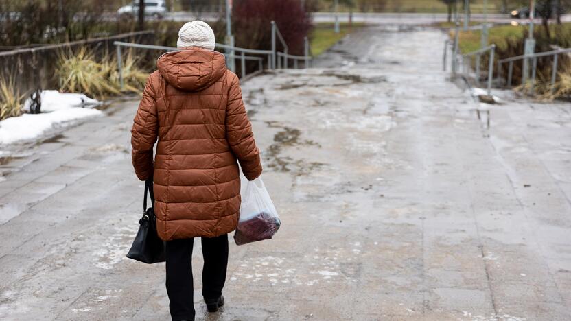 Dėl plikledžio Vilniuje padvigubėjo traumas patyrusių pacientų