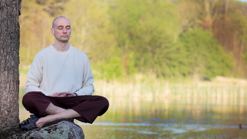 Siekis: U.Leimontas ne tik moko meditacijos vaikus, bet ir stengiasi meditaciją integruoti į švietimo sistemą.