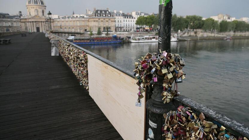 Pont des Arts tiltas