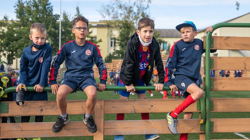 Lūkestis: naujų stadionų ypač laukia mažieji futbolininkai.