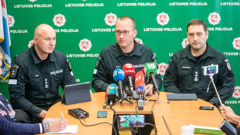 Spaudos konferencija dėl korupcijos skandalo Kauno policijoje