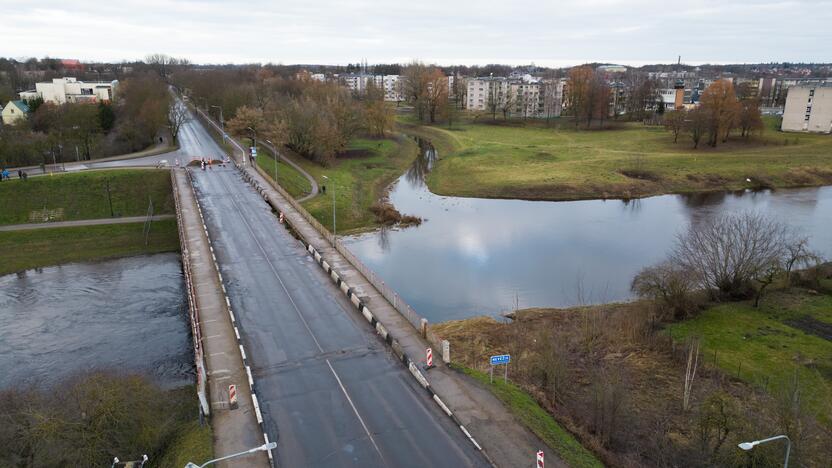 Kėdainiuose įgriuvo tiltas