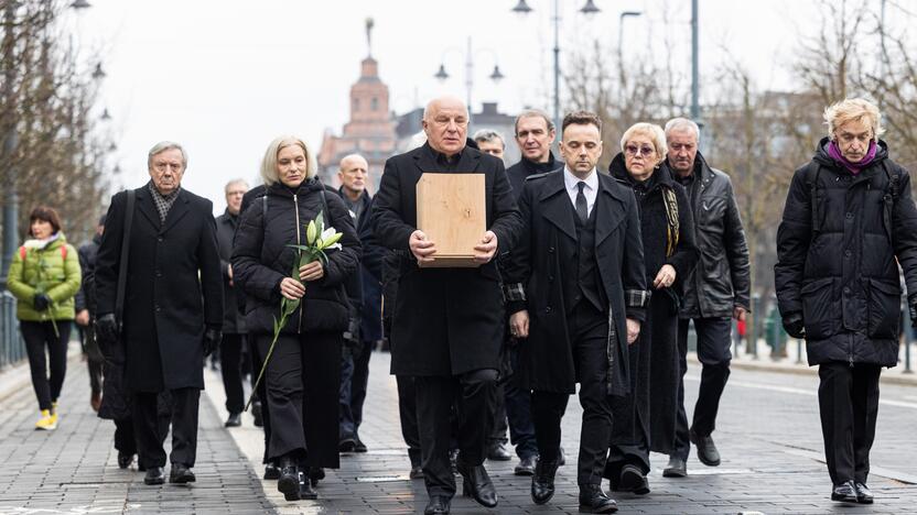 Atsisveikinimas su režisieriumi R. Tuminu