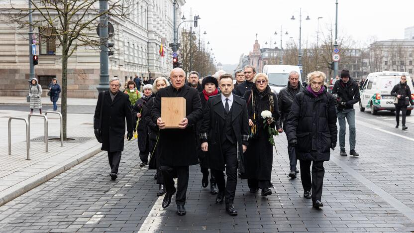 Atsisveikinimas su režisieriumi R. Tuminu