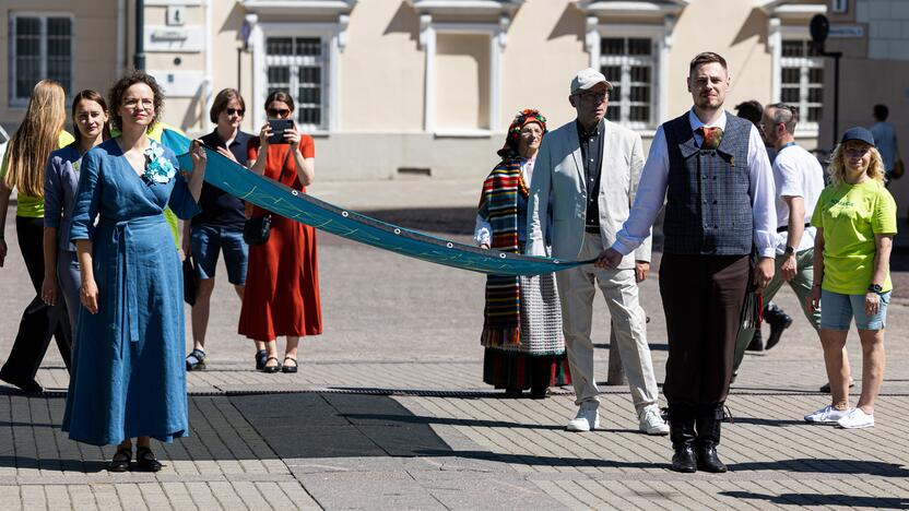 Dainų šventės vėliavos pakėlimo ceremonija Vilniuje