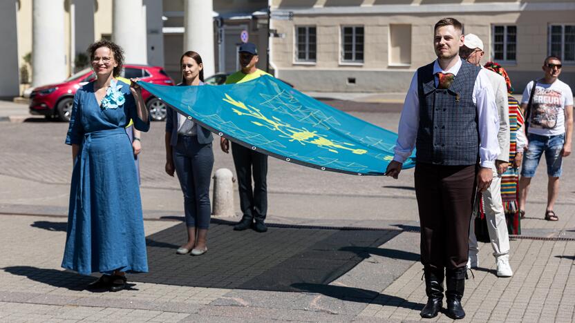 Dainų šventės vėliavos pakėlimo ceremonija Vilniuje