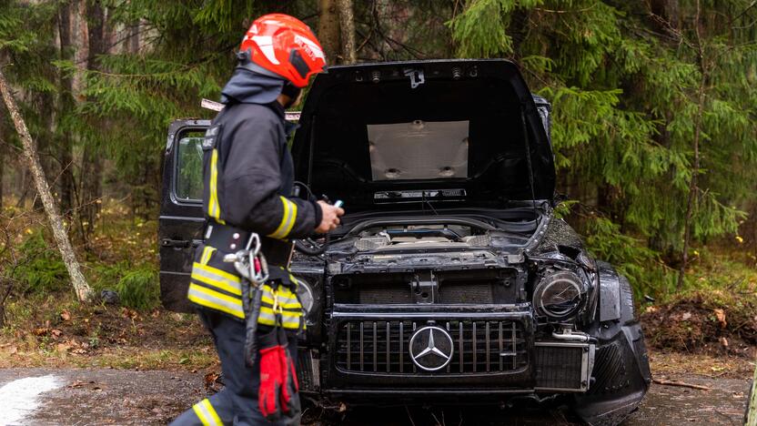 „Mercedes-Benz“ avarija Nemenčinės plente 