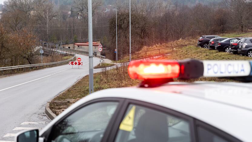 Dėl vandentiekio avarijos uždaryta Lentvario g. atkarpa