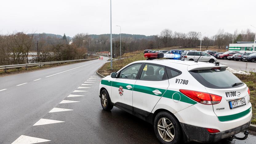 Dėl vandentiekio avarijos uždaryta Lentvario g. atkarpa