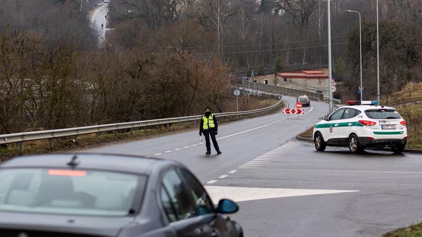 Dėl vandentiekio avarijos uždaryta Lentvario g. atkarpa