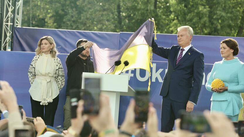 V. Zelenskio kalba Lukiškių aikštėje