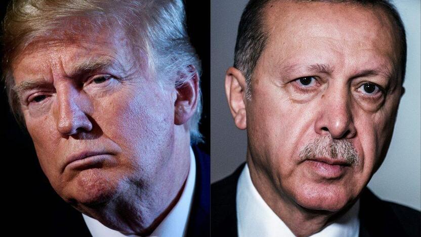 Recepas Tayyipas Erdoganas (dešinėje)  Donaldas Trumpas (kairėje)