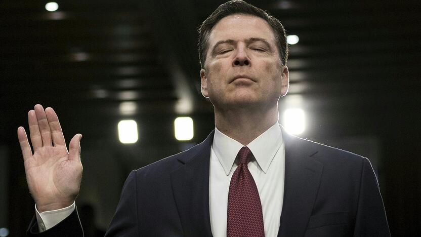 Jamesas Comey