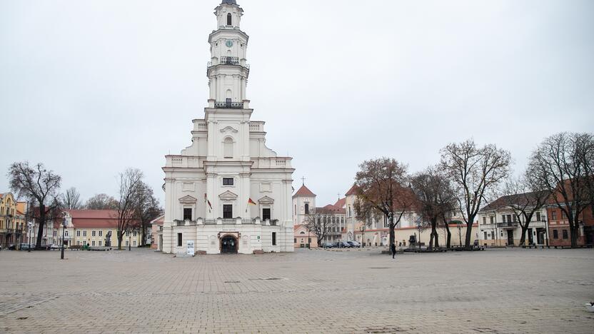 Pinigai: rotušės atnaujinimas kainuos 3,336 mln. eurų.