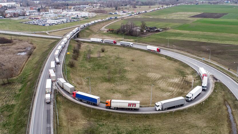 Taikiniai: transporto ir statybos įmonės kenčia nuo tiekimo grandinių sutrikimo ir Rusijos sukelto karo padarinių.