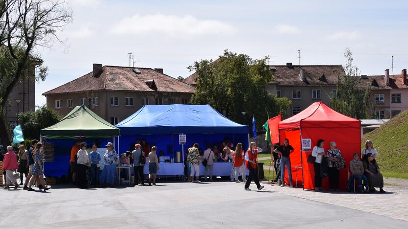 Šeimos ir bendruomeniškumo šventė „Pas ką mes eisime?“