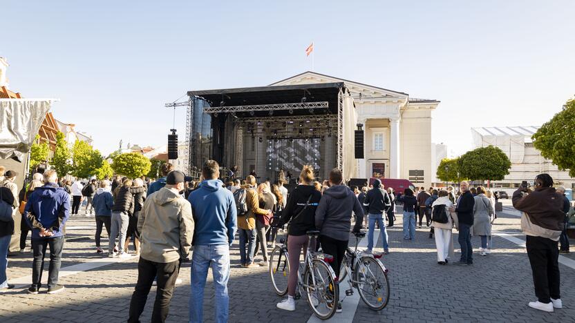 Vilniaus rotušės aikštėje – koncertas „Laisvė išsaugotai pilietybei“