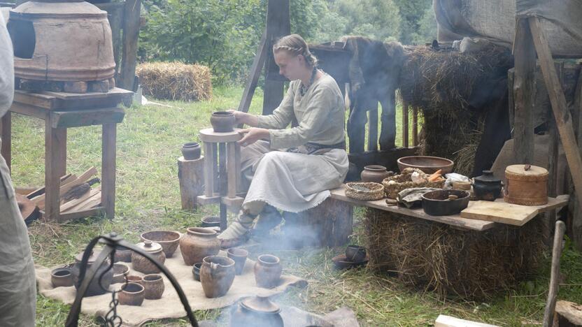 Apuolės amatų festivalis.