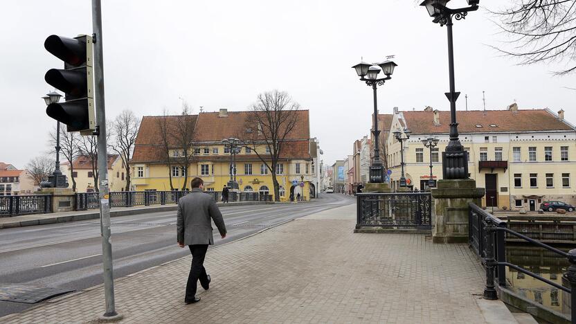 Senamiestyje ir miesto centre žmonės, vykdantys veiklą, skatinančią turizmą ar susijusią su menu, dailiaisiais amatais, etnografiniais verslais, gali kreiptis dėl nekilnojamojo turto mokesčio lengvatos.