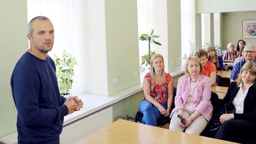 Bendradarbiavimas: aktorius G.Savickas Klaipėdos miesto savivaldybės viešojoje bibliotekoje žada naujų iniciatyvų.