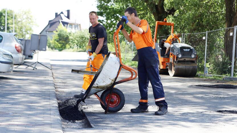 Vieta: šiaurinėje miesto dalyje remontuojama Panevėžio gatvė.