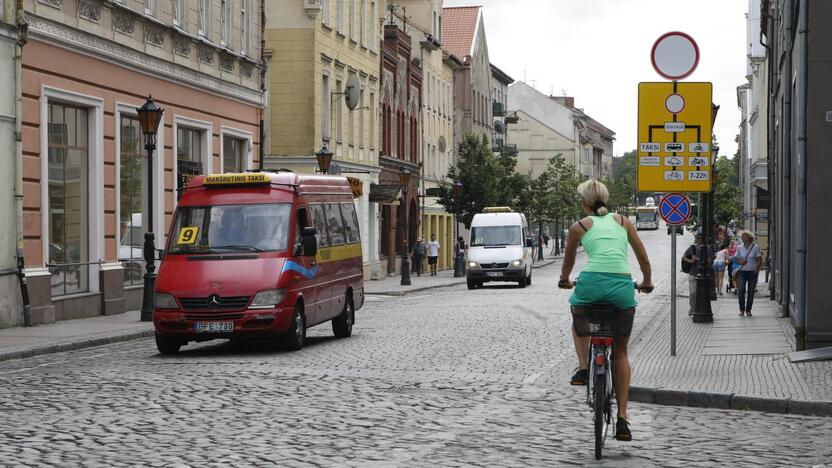 Nuo rugsėjo 1-osios Klaipėdos gatvėmis keleivius veš mažiau maršrutinių taksi.