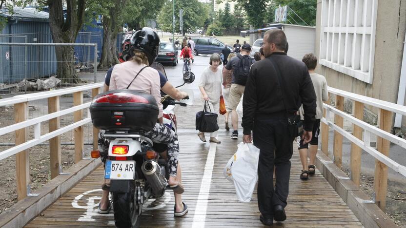  Gudrumas: motociklininkai rado būdą trumpesniu keliu pervažiuoti Danę.