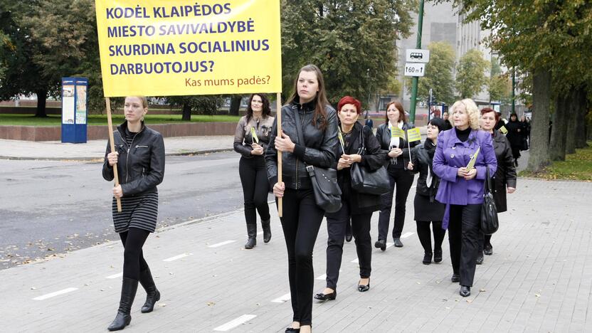 Protestas: šį penktadienį neįgaliems, vargstantiems ar socialinės rizikos asmenims padedantys klaipėdiečiai organizuoja dar vieną solidarumo akciją.