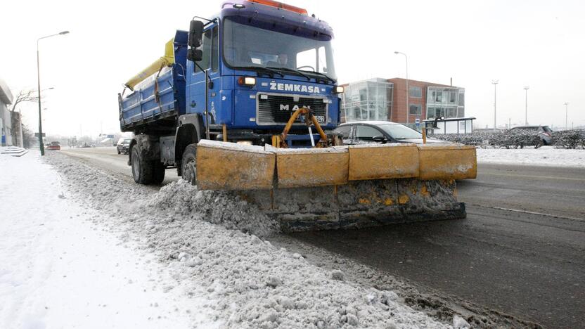 Kol kas daugiausia darbo uostamiesčio kelininkai turėjo sausį.