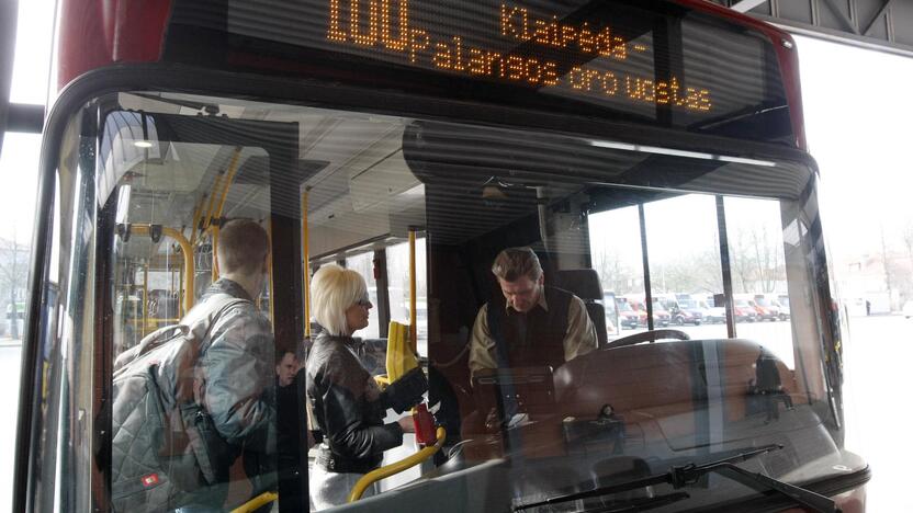 Planuojamas Palangos ir Klaipėdos savivaldybių specialistų susitikimas, kuriame tikimasi rasti sprendimą, kad autobusas turėtų galimybę užsukti į kurorto autobusų stotį.