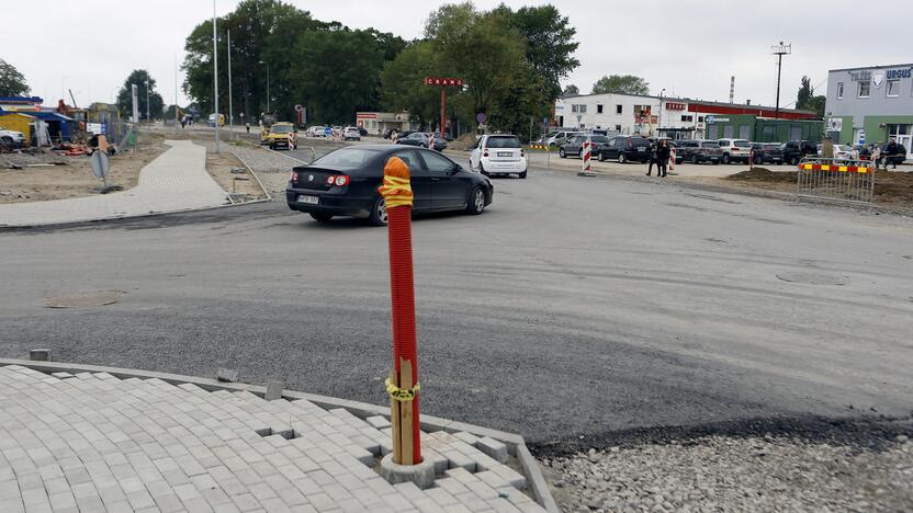 Modernizuos: netrukus šioje vietoje atsiras naujas šviesoforas, kuris pats atpažins eismo srautus ir galės juos reguliuoti.