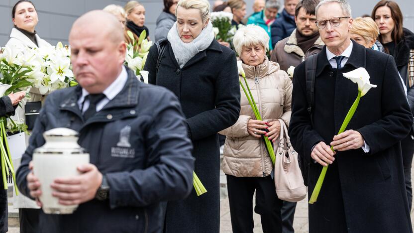 Atsisveikinimas su primabalerina L. Aškelovičiūte-Razmiene