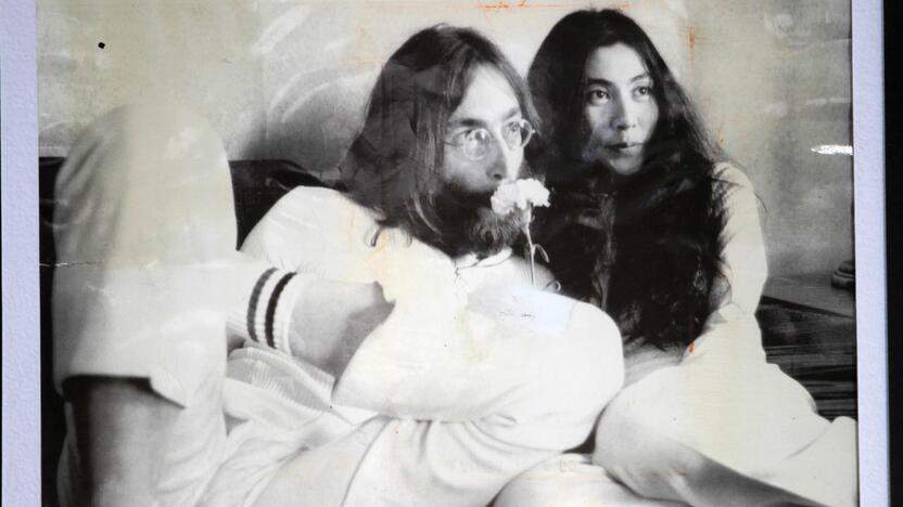 Johnas Lennonas and Yoko Ono 